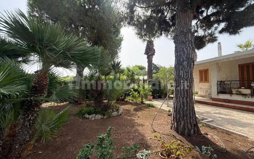 Villa unifamiliare via Luigi Di Molfetta, 203, Bisceglie — foto 18 di 41