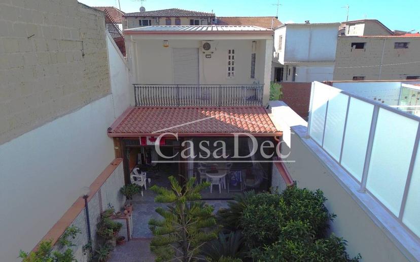 Villa unifamiliare via Taranto, Lusciano — foto 25 di 28