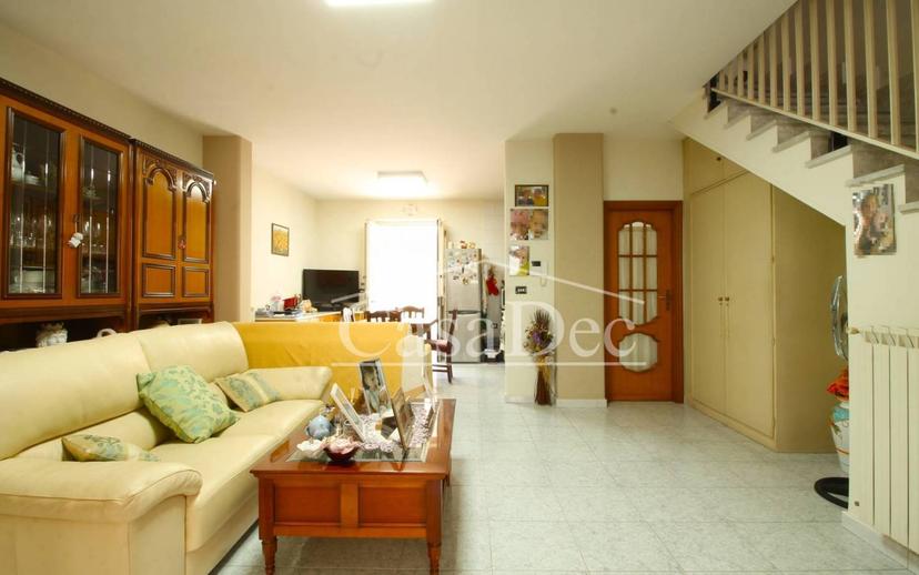Villa unifamiliare via Taranto, Lusciano — foto 5 di 28