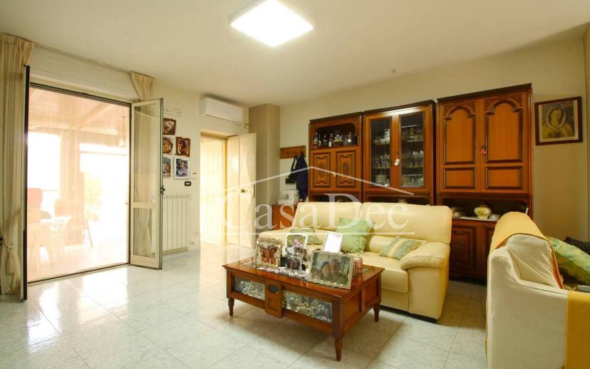 Villa unifamiliare via Taranto, Lusciano — foto 14 di 28