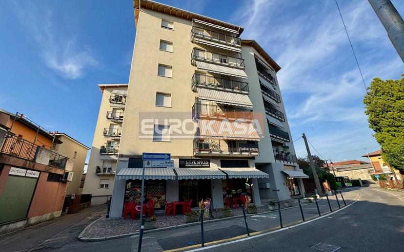Trilocale corso Italia 2, Osio Sotto — foto 10 di 13