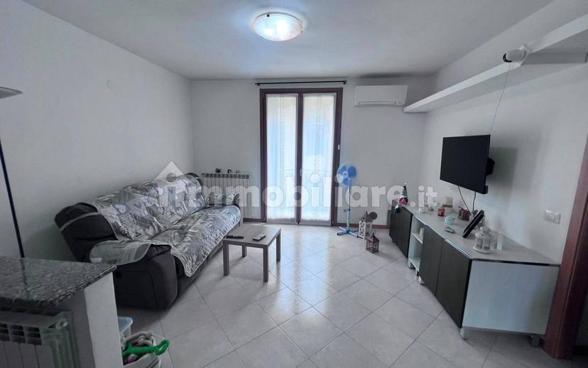 Trilocale via Gioacchino Rossini 30, Solza — foto 12 di 27