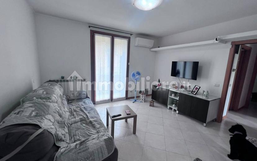 Trilocale via Gioacchino Rossini 30, Solza — foto 13 di 27
