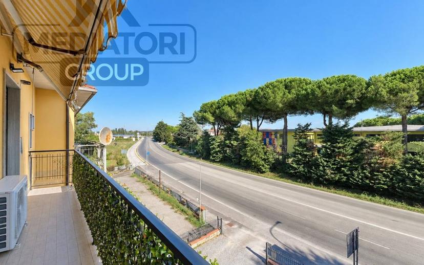 Appartamento via Circonvallazione 13, Fornacette, Calcinaia — foto 3 di 36