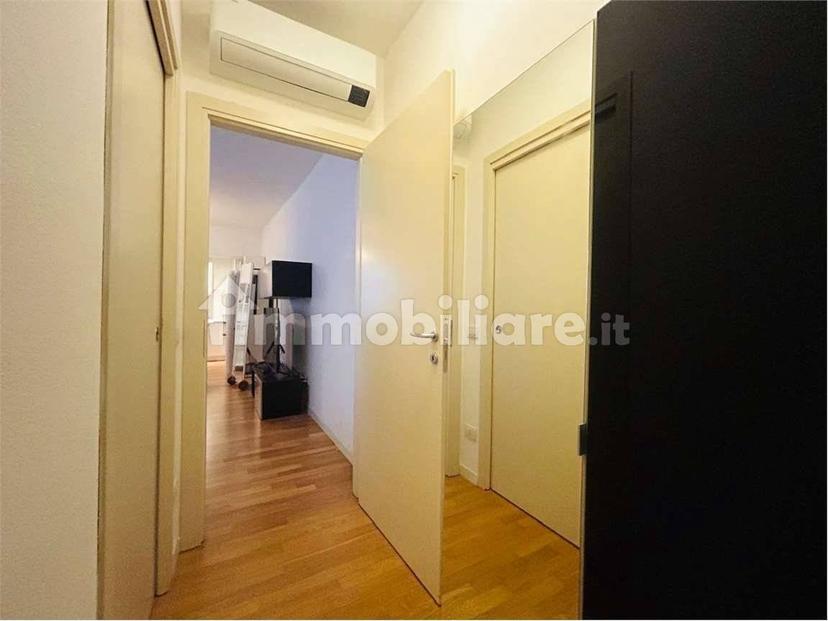 Trilocale ottimo stato, secondo piano, Centro Storico, Reggio Emilia — foto 25 di 32