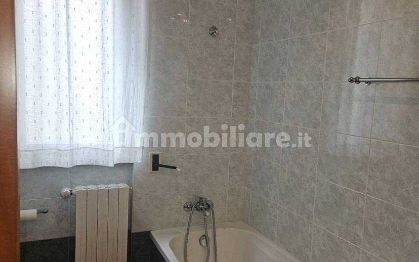 Quadrilocale via Enrico Dandolo 50, Centro, Andria — foto 9 di 15