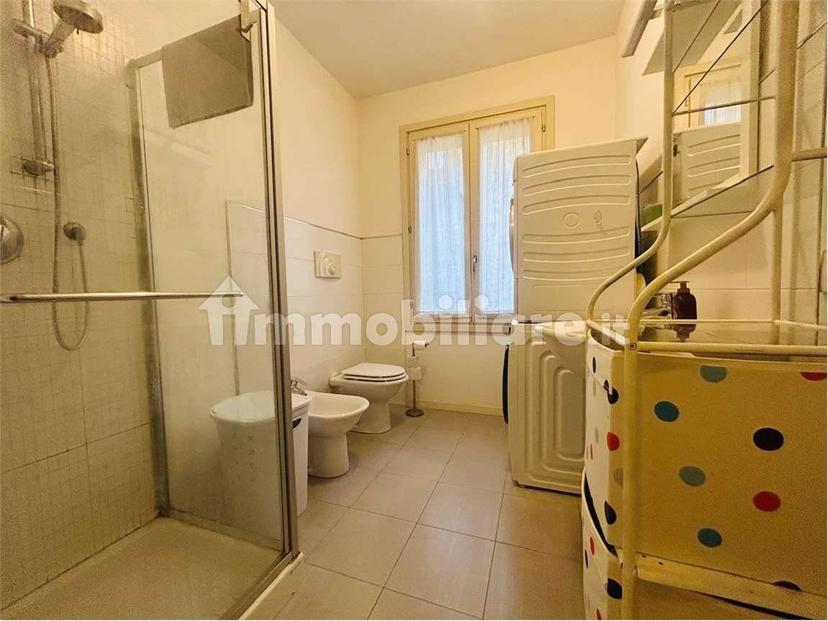 Trilocale ottimo stato, secondo piano, Centro Storico, Reggio Emilia — foto 16 di 32