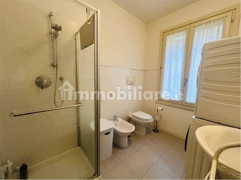 Trilocale ottimo stato, secondo piano, Centro Storico, Reggio Emilia — foto 4 di 32