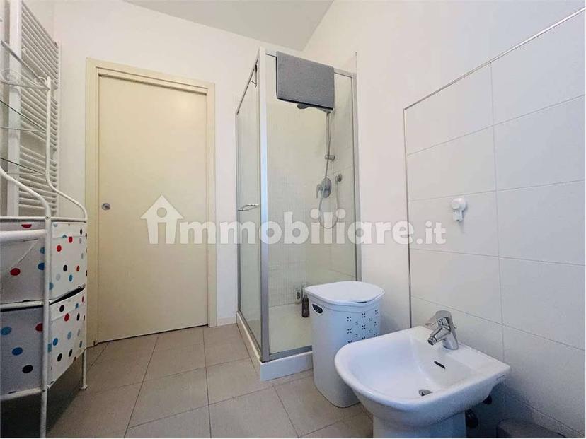 Trilocale ottimo stato, secondo piano, Centro Storico, Reggio Emilia — foto 23 di 32