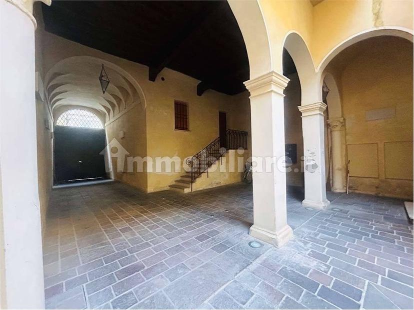 Trilocale ottimo stato, secondo piano, Centro Storico, Reggio Emilia — foto 7 di 32