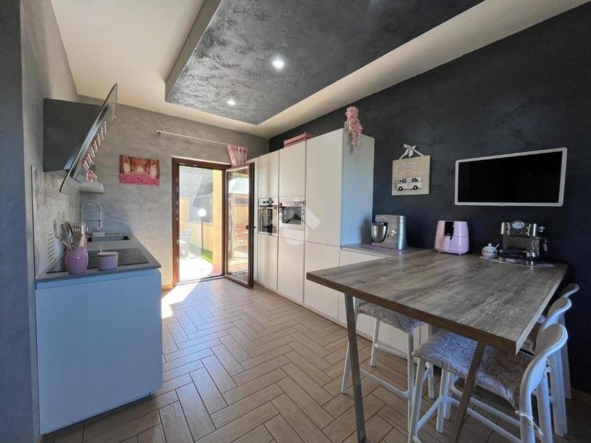 Villa plurifamiliare via Sappada 6, Porano — foto 21 di 35