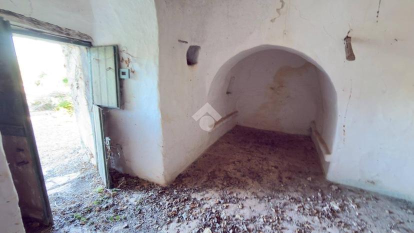 Rustico Contrada Palazzo, Ceglie Messapica — foto 13 di 30
