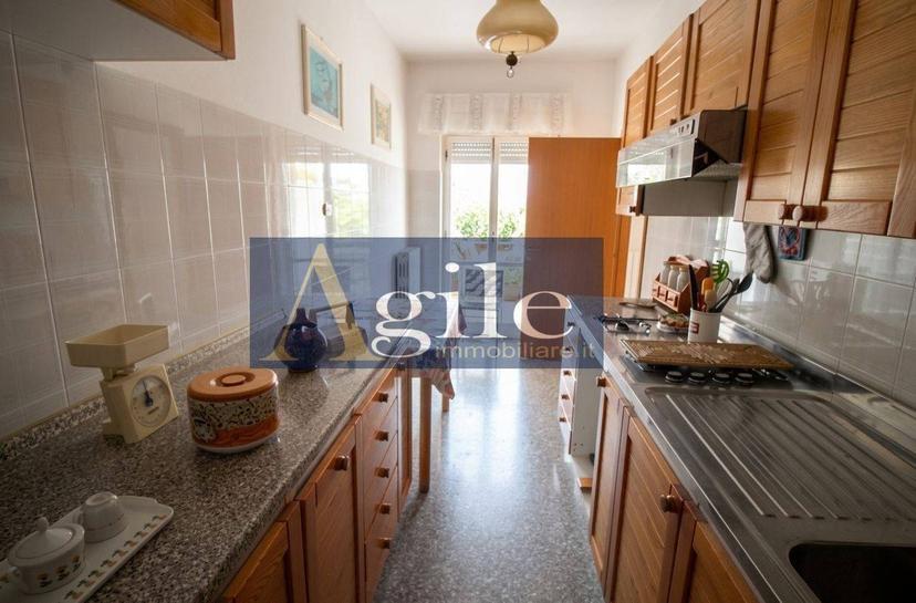 Appartamento contrada galvoni 32, Centro, Castignano — foto 2 di 23