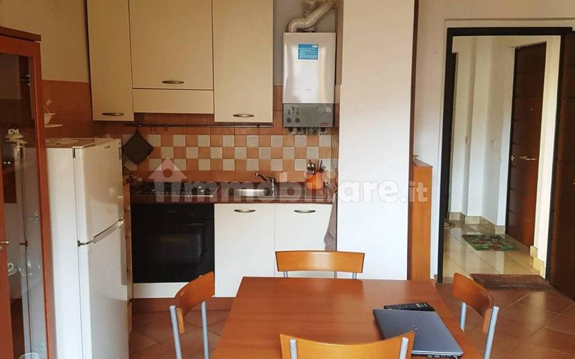 Bilocale via Saffi 54, Sacrario - Piazza della Rocca, Viterbo — foto 2 di 10