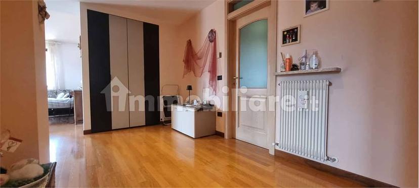 Appartamento via Biagio Falceri, 14, Centro, Brentonico — foto 25 di 36