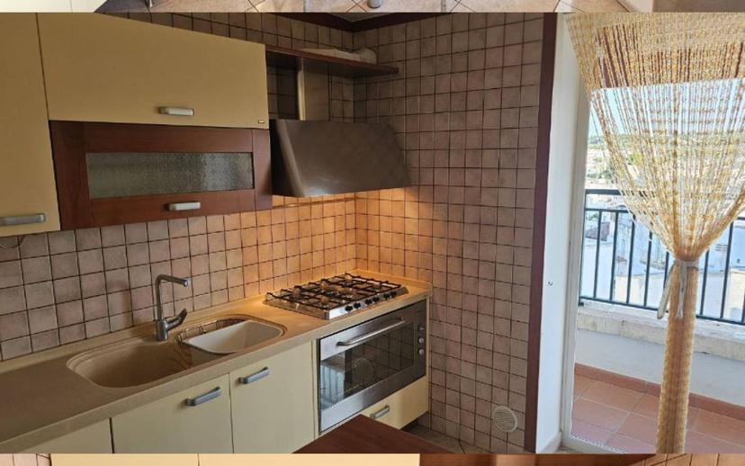 Terratetto unifamiliare via Fratelli Bandiera 35, Castellana, Castellana Grotte — foto 3 di 15