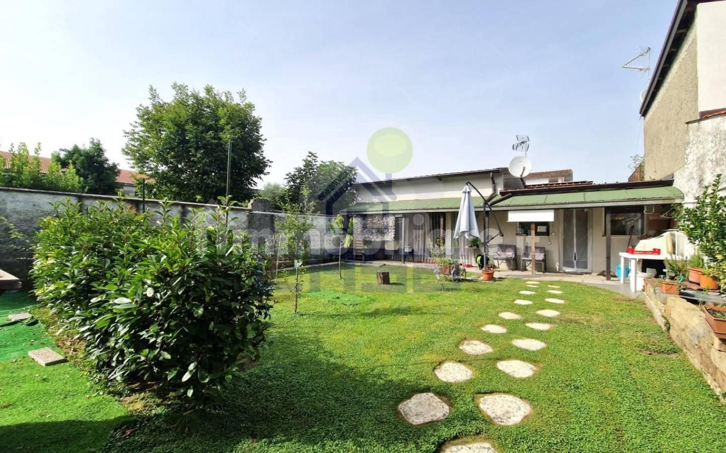 Terratetto unifamiliare via Repubblica 16b, Persichello, Persico Dosimo