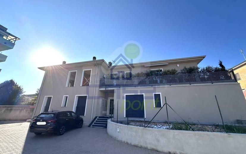 Trilocale via Gonzaga, Centro, Sant'Angelo Lodigiano — foto 10 di 17