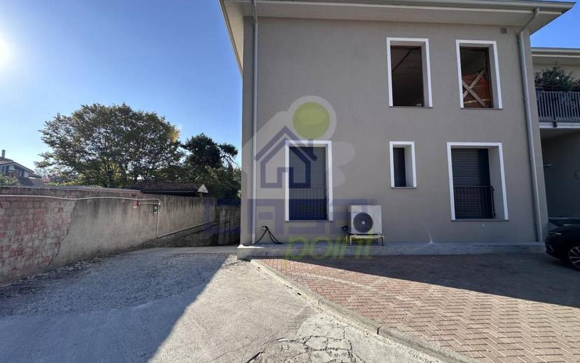 Trilocale via Gonzaga, Centro, Sant'Angelo Lodigiano — foto 14 di 17