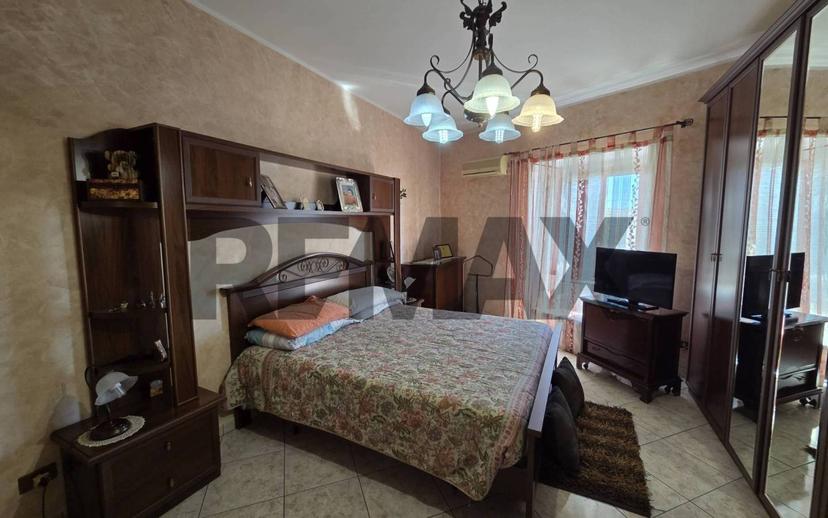 Terratetto unifamiliare 70 m², buono stato, Centro, Gravina di Catania — foto 2 di 15