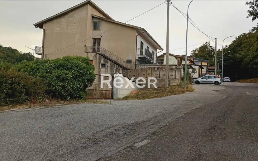Appartamento via Lamorese, Ruoti — foto 6 di 6