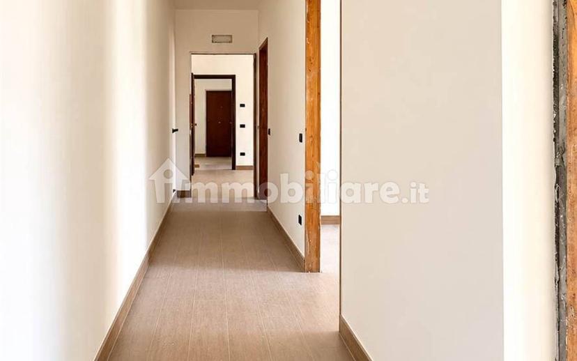 Trilocale nuovo, primo piano, Centro, Misterbianco — foto 2 di 15