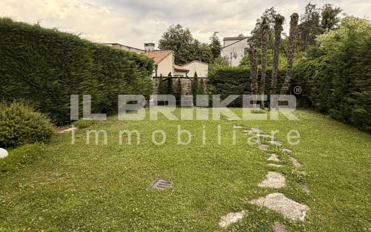 Quadrilocale ottimo stato, piano terra, Centro, Montegrotto Terme