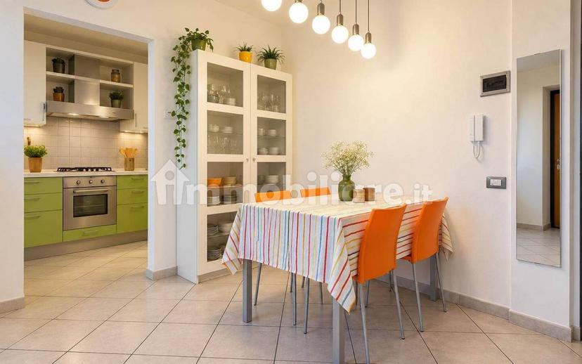 Bilocale ottimo stato, secondo piano, 167 Ovest, Campi Alti, Follonica — foto 3 di 18