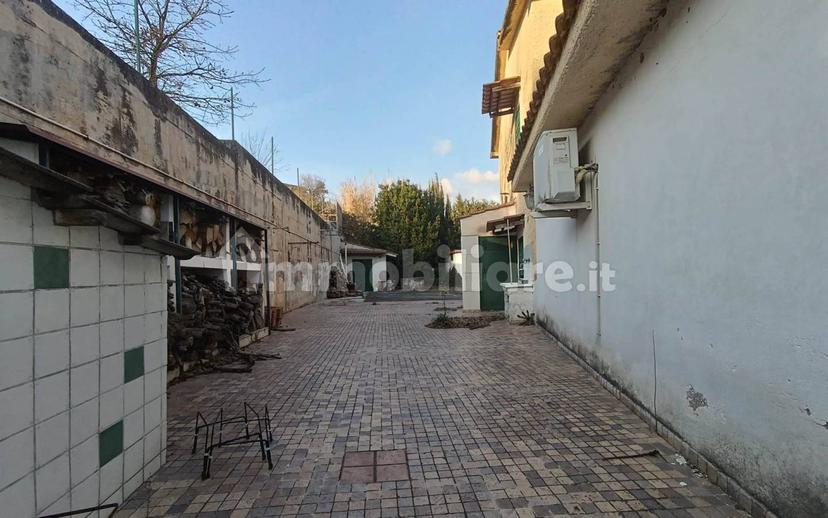 Villa unifamiliare via Acquariello 20, Caiazzo — foto 2 di 44