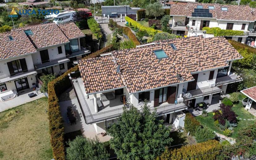 Villa bifamiliare via Matteo Gaudioso 15 G, Centro, Pedara — foto 27 di 53