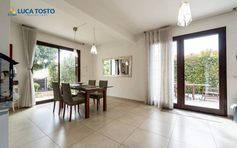 Villa bifamiliare via Matteo Gaudioso 15 G, Centro, Pedara — foto 11 di 53