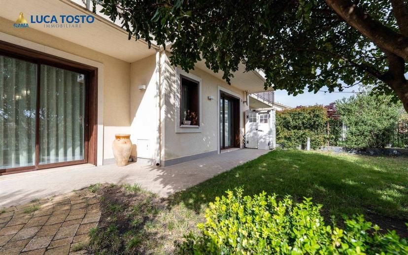 Villa bifamiliare via Matteo Gaudioso 15 G, Centro, Pedara — foto 15 di 53