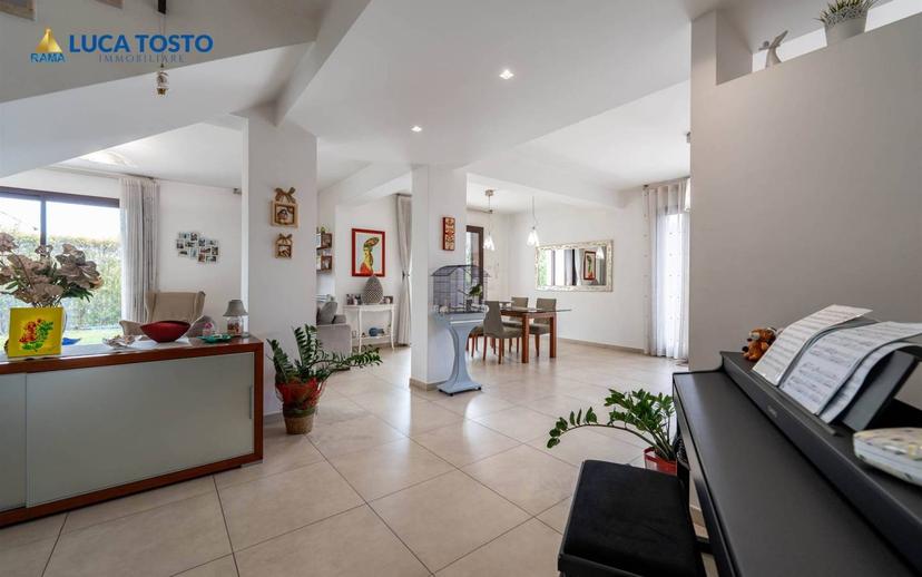 Villa bifamiliare via Matteo Gaudioso 15 G, Centro, Pedara — foto 31 di 53