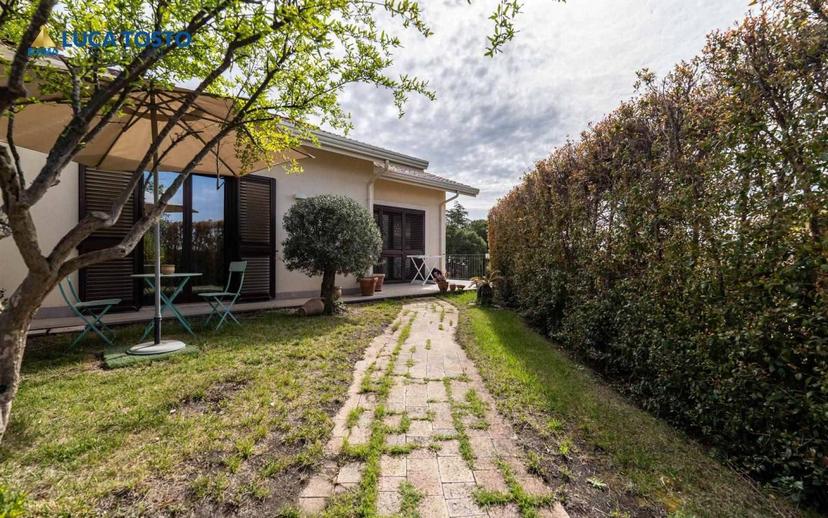 Villa bifamiliare via Matteo Gaudioso 15 G, Centro, Pedara — foto 35 di 53