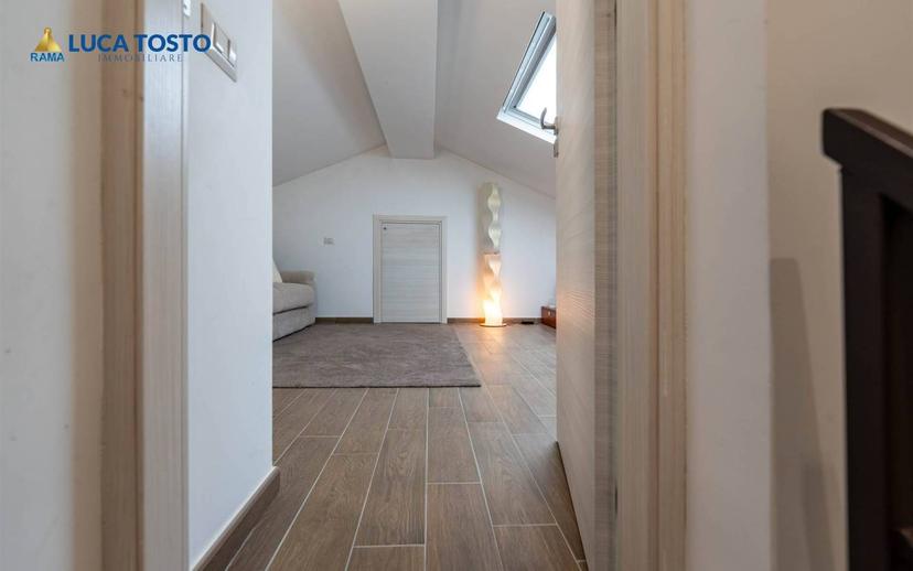 Villa bifamiliare via Matteo Gaudioso 15 G, Centro, Pedara — foto 48 di 53