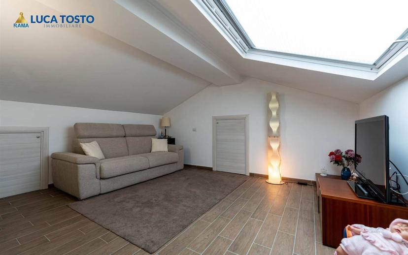 Villa bifamiliare via Matteo Gaudioso 15 G, Centro, Pedara — foto 13 di 53