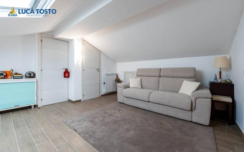 Villa bifamiliare via Matteo Gaudioso 15 G, Centro, Pedara — foto 52 di 53