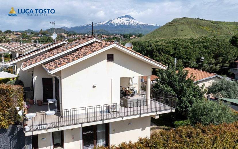 Villa bifamiliare via Matteo Gaudioso 15 G, Centro, Pedara — foto 9 di 53