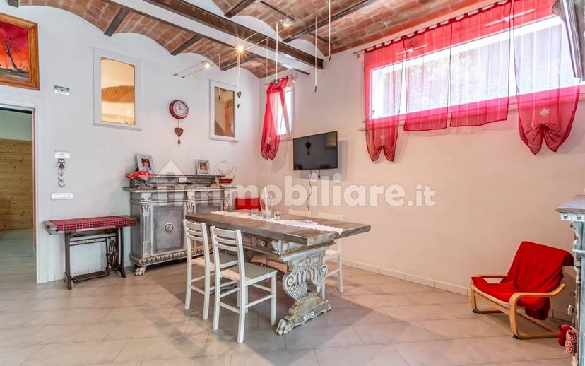 Appartamento ottimo stato, piano terra, Centro, Massa Marittima — foto 21 di 55