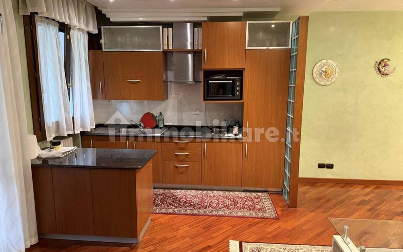 Quadrilocale ottimo stato, piano terra, Centro, Montegrotto Terme — foto 2 di 15