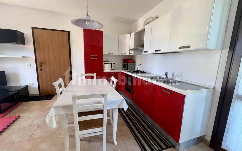 Quadrilocale ottimo stato, primo piano, Centro, San Costanzo — foto 6 di 8