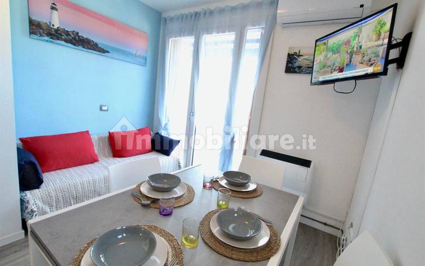 Trilocale via Timavo  6, Centro, Caorle — foto 4 di 41