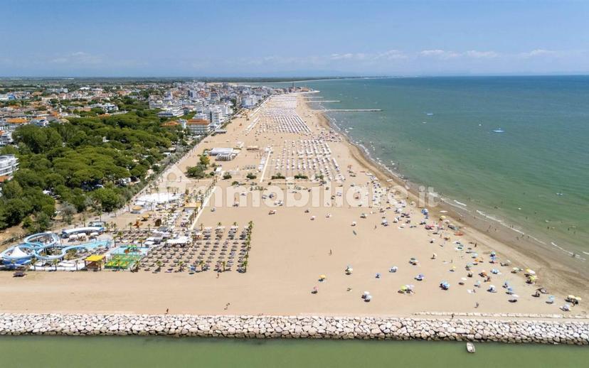 Trilocale via Timavo  6, Centro, Caorle — foto 12 di 41