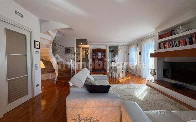 Appartamento via Verona 15, Centro, San Giovanni Lupatoto — foto 14 di 38