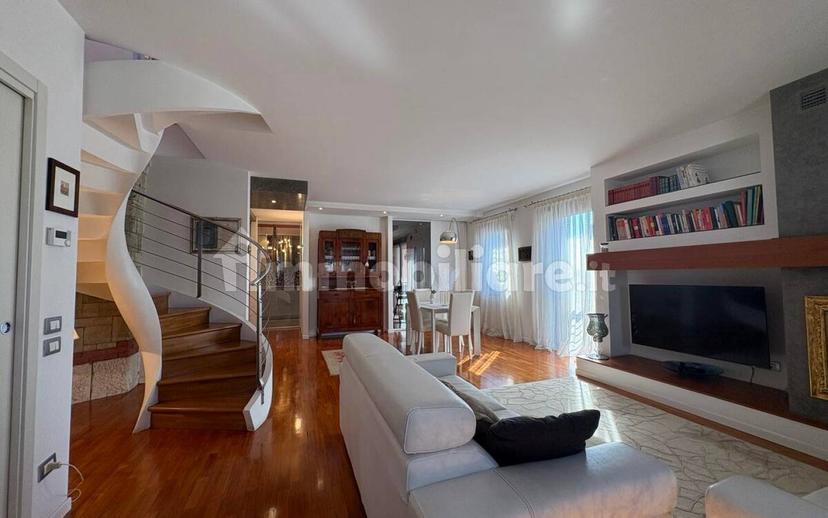 Appartamento via Verona 15, Centro, San Giovanni Lupatoto — foto 33 di 38