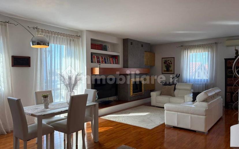 Appartamento via Verona 15, Centro, San Giovanni Lupatoto — foto 7 di 38