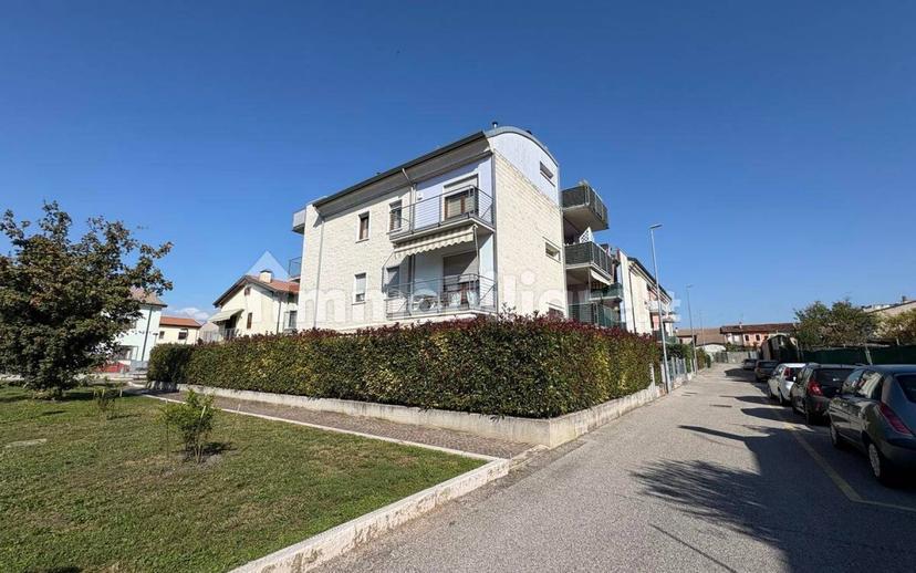 Appartamento via Verona 15, Centro, San Giovanni Lupatoto — foto 29 di 38