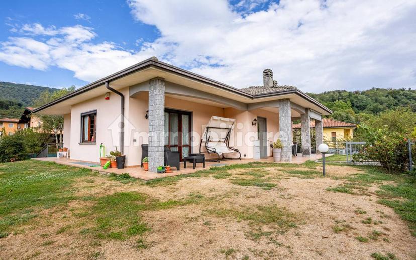 Villa unifamiliare via A. Manzoni, 309, Grantola — foto 3 di 69