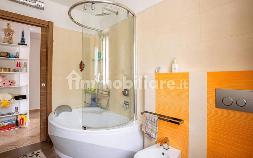 Villa unifamiliare via A. Manzoni, 309, Grantola — foto 46 di 69