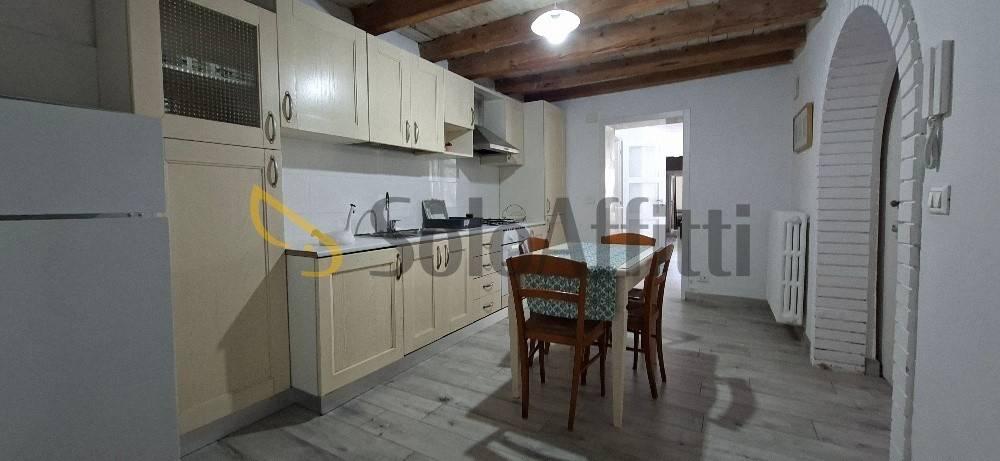 Quadrilocale via Ospital Vecchio 24, Centro, Legnago